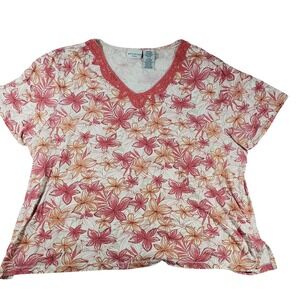 White Stag Woman Pink Floral V-Neck Crochet Trim Short Sleeve Top 22W/24W